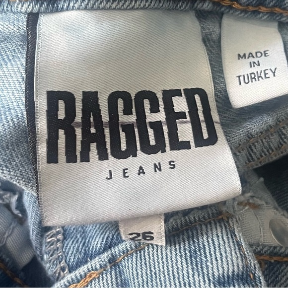 The Ragged Priest MOM JEANS IN LIGHT WASH DENIM-BLUES - Picture 10 of 14